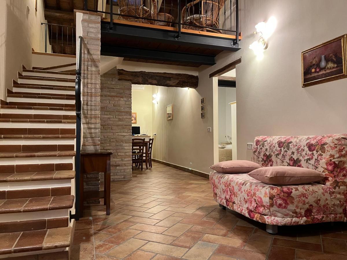 Valle Del Metauro Country House 蒙特玛佐里奥梅特 外观 照片