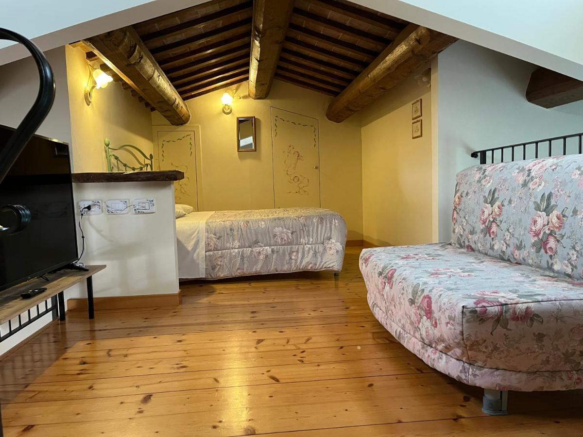 Valle Del Metauro Country House 蒙特玛佐里奥梅特 外观 照片