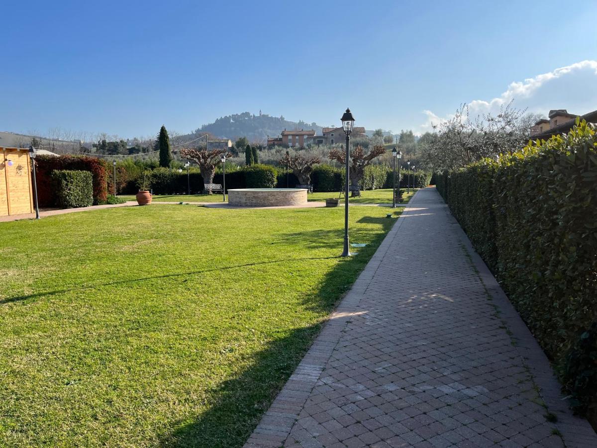 Valle Del Metauro Country House 蒙特玛佐里奥梅特 外观 照片