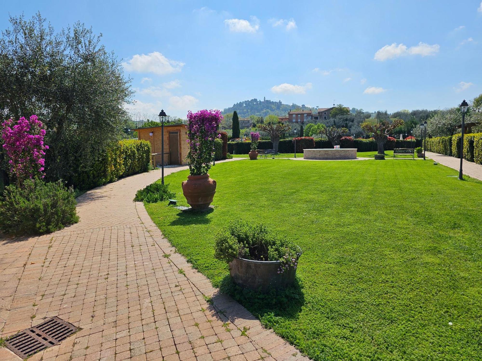 Valle Del Metauro Country House 蒙特玛佐里奥梅特 外观 照片