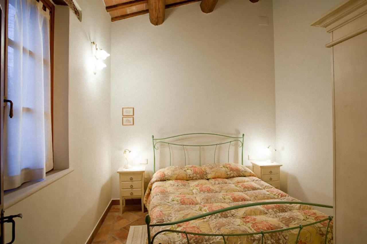 Valle Del Metauro Country House 蒙特玛佐里奥梅特 外观 照片