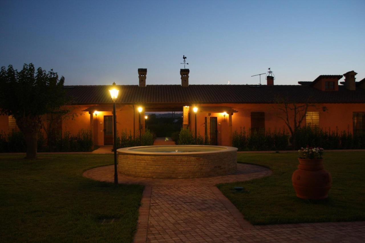Valle Del Metauro Country House 蒙特玛佐里奥梅特 外观 照片